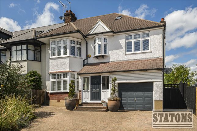 Northumberland Road, New Barnet... 5 bed semi
