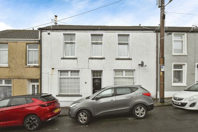 2 bed terraced house