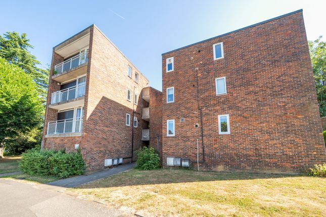 Leaf Close, Northwood, Hillingdon 1 bed apartment for sale