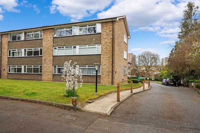 Christchurch Park, Sutton 3 bed ground floor flat for sale
