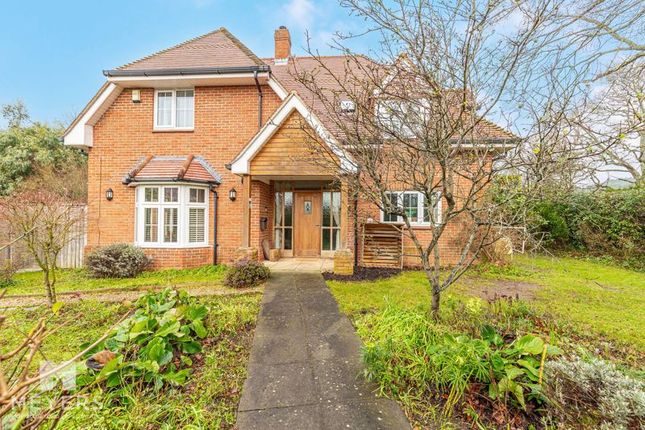 Hurn Way, Christchurch, BH23 5 bed detached house for sale