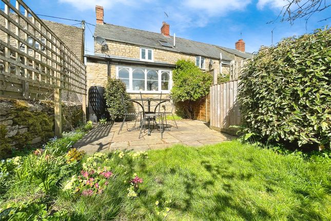 Barn Way, Cirencester... 2 bed end of terrace house for sale