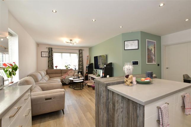 2 bed flat