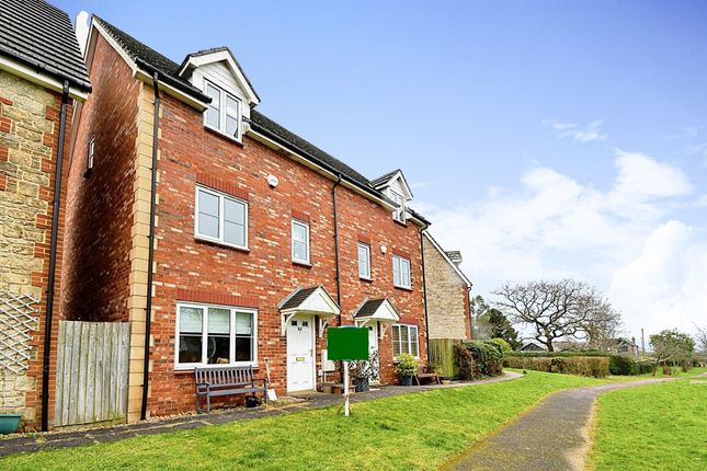 3 bed semi-detached house