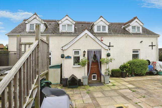 3 bed detached house