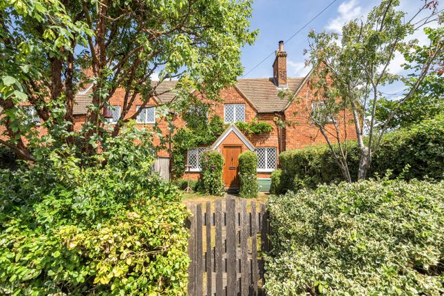 2 bedroom cottage for sale