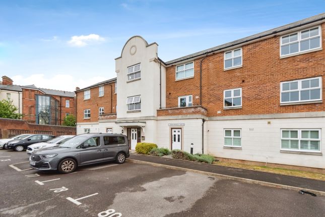 2 bed flat
