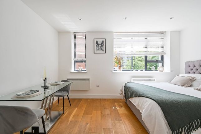 Barking Road, Royal Docks, London, E16 Studio for sale