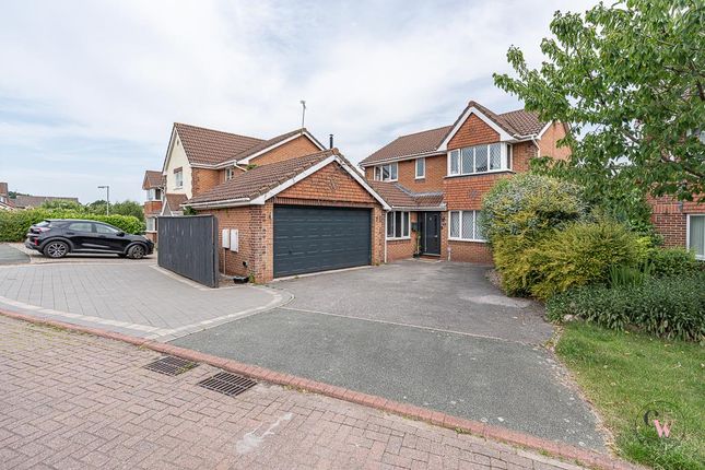 4 bed detached house