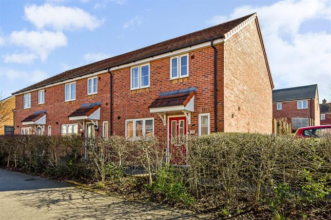Halter Way, Andover 3 bed house for sale