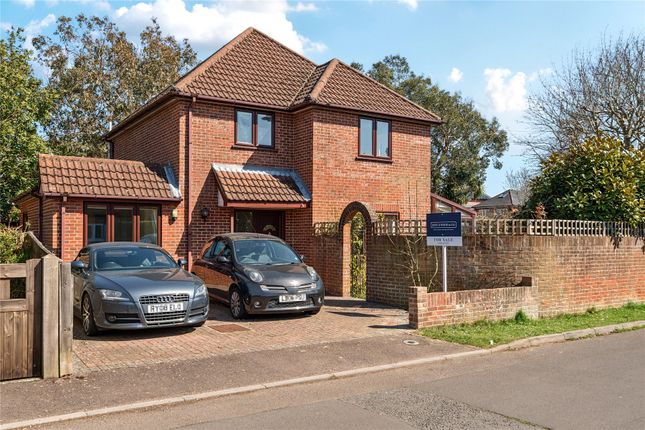 4 bed detached house