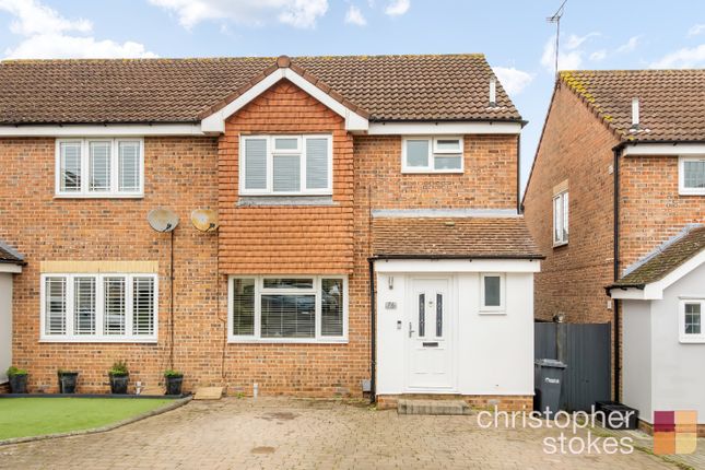 Grovedale Close, Cheshunt, Waltham... 3 bed semi