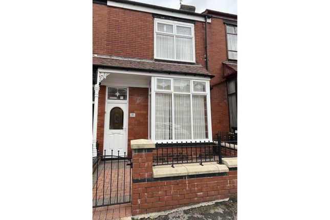 4 bed terraced house