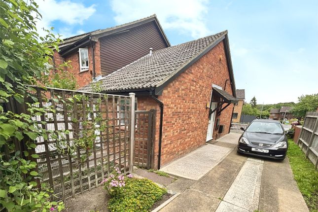 Oakwood Rise, Kent TN2 1 bed bungalow for sale