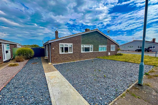 2 bedroom semi-detached bungalow for sale