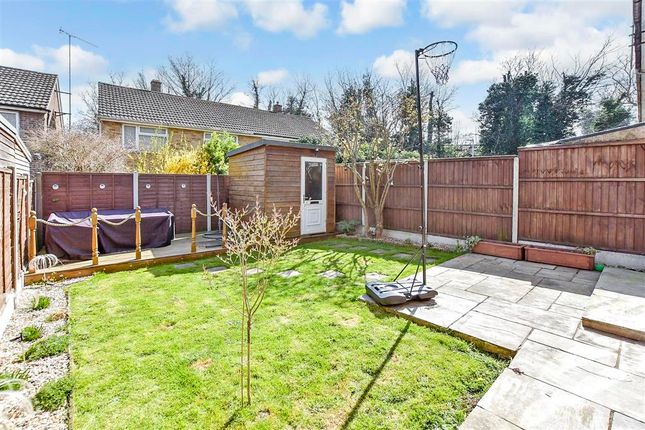 3 bed end terrace house