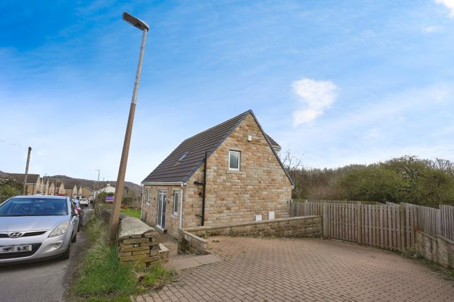 3 bed detached house