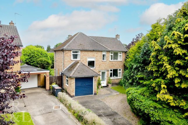 3 bed detached house