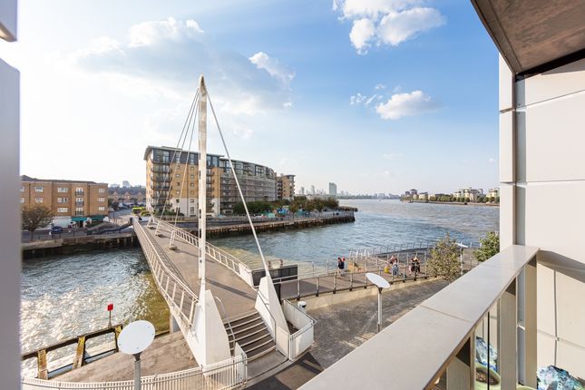 Dowells Street Greenwich SE10 2 bed apartment for sale