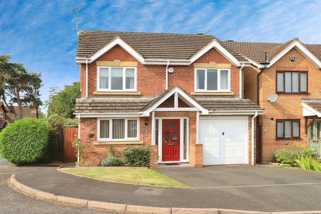 4 bed detached house