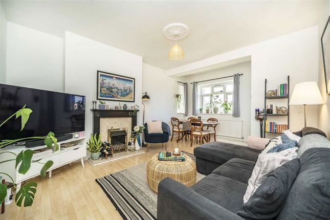 3 bed flat