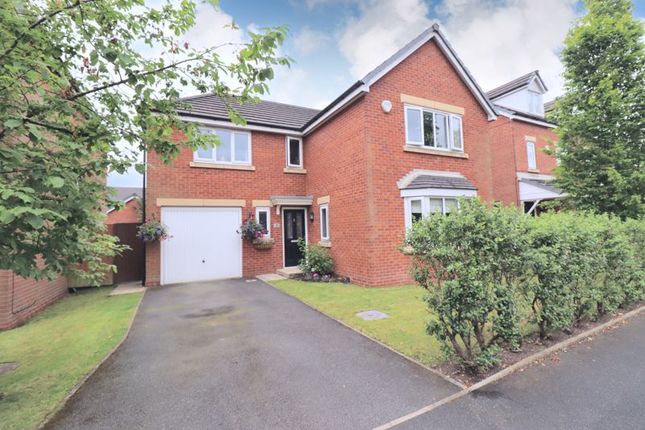 Cotton Fields, Manchester M28 4 bed detached house for sale