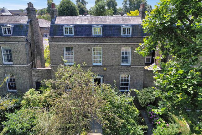 Maids Causeway, Cambridge CB5 6 bed detached house for sale