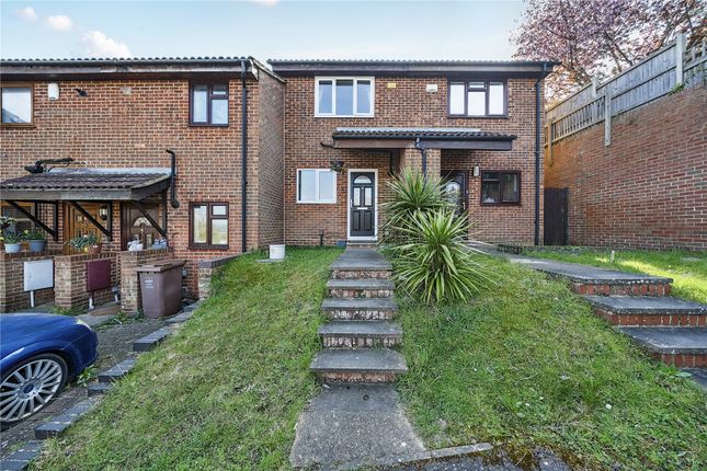 Mermaid Close, Chatham, Kent 2 bed terraced house for sale