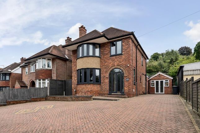 4 bed detached house