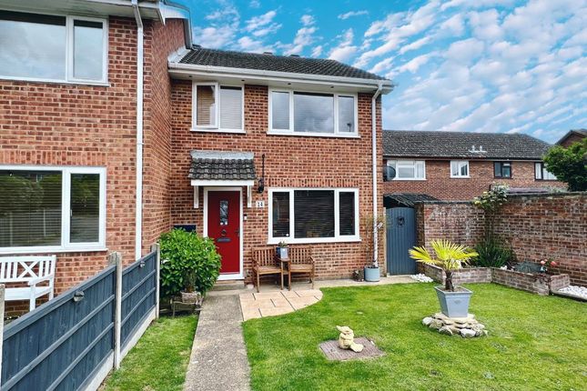 Viburnum Close, Ashford 3 bed end of terrace house for sale