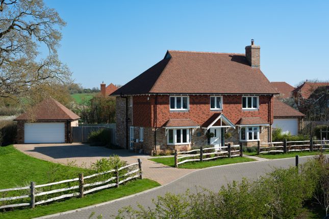 Laurel Court, Chilmington Green 4 bed detached house for sale