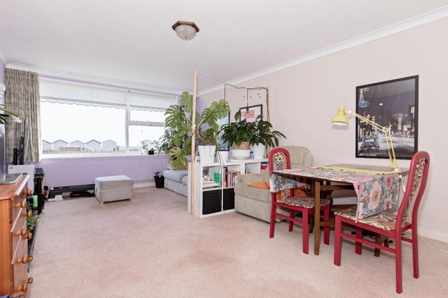 Francome House, Brighton Road, Lancing 2 bed flat for sale