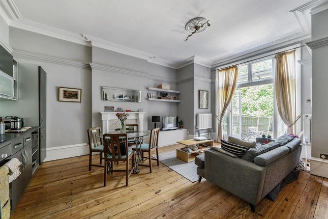 2 bed flat
