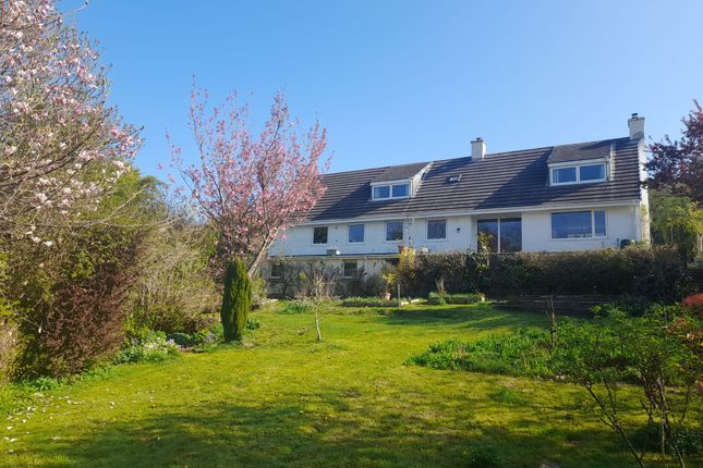 4 bedroom detached bungalow for sale