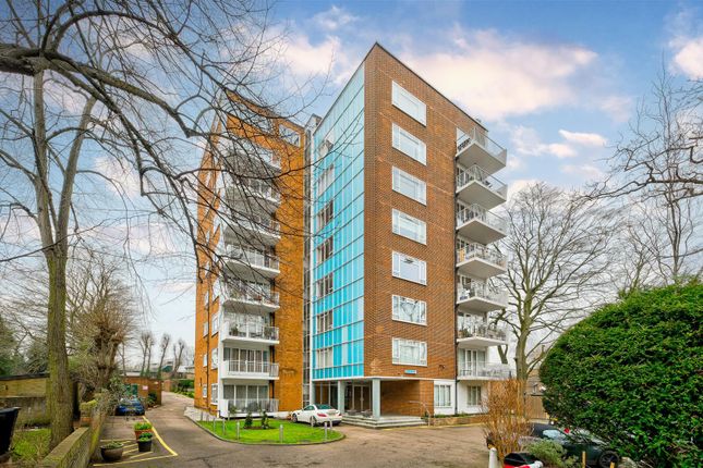 New Wanstead, Wanstead 2 bed apartment for sale