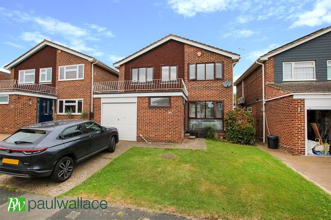 Broom Close, West Cheshunt 4 bed detached house for sale