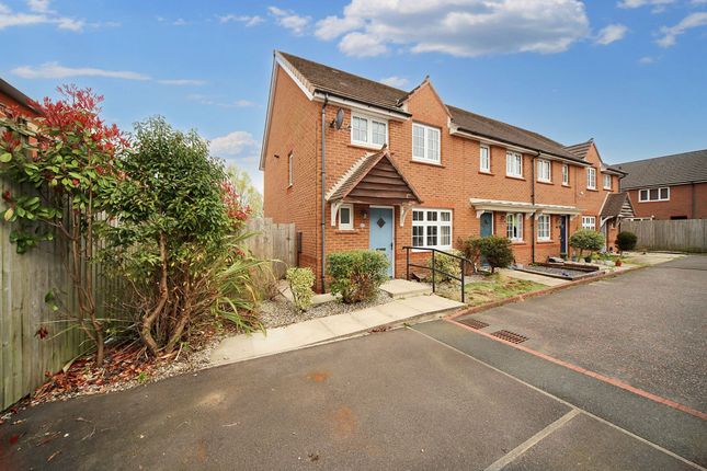 3 bed end terrace house