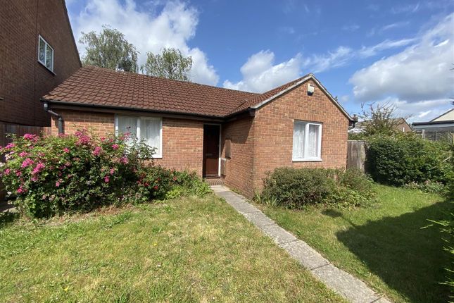 Consort Close, Poole BH12 2 bed detached bungalow for sale