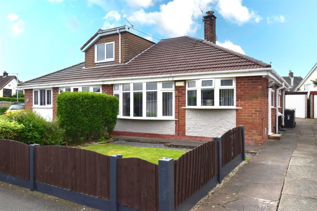 Louise Gardens, Westhoughton, Bolton 2 bed semi