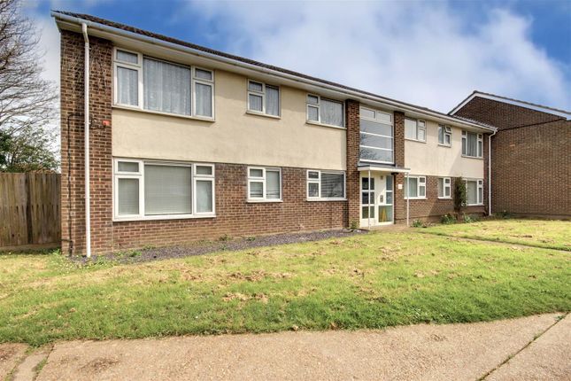 Bushby Close, Sompting, Lancing 2 bed flat for sale