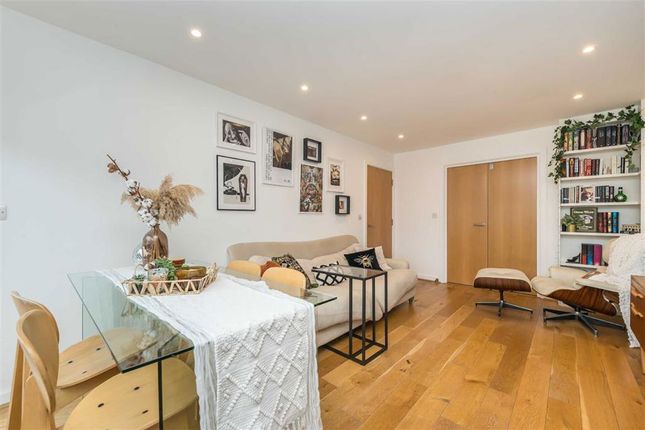 2 bed flat