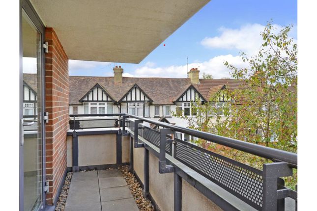 2 bed flat