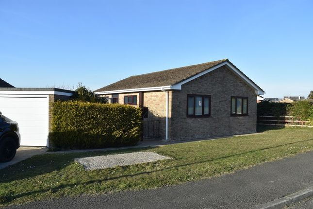 4 Dolwerdd, Penparc 2 bed detached bungalow for sale
