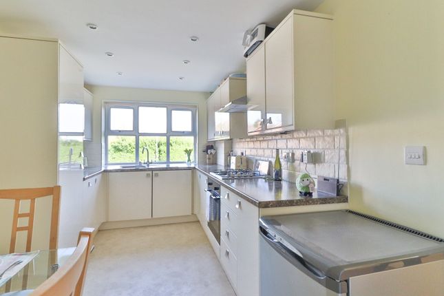 Lower Chase road, Malvern, WR14 2BZ 3 bed semi