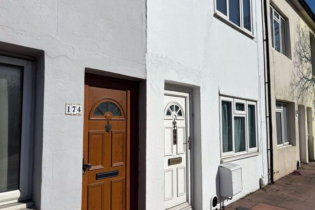 2 bed terraced house