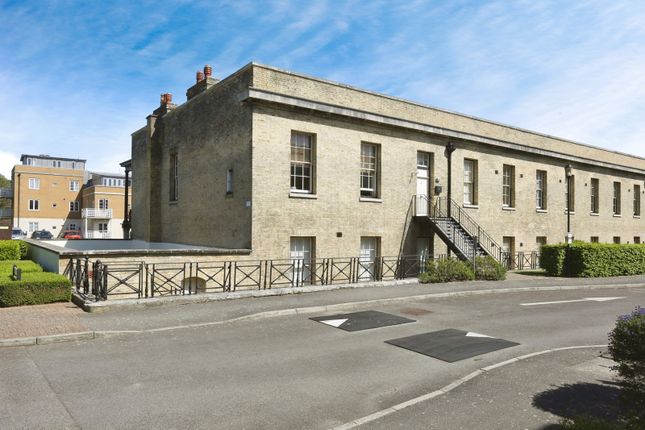 3 bed flat