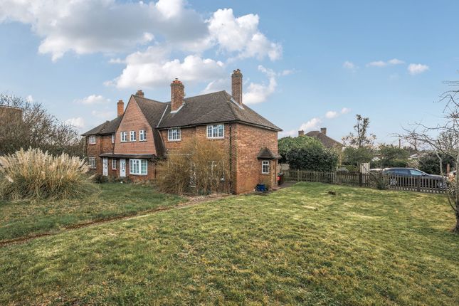 The Greenway, Epsom, Surrey. KT18 2 bed maisonette for sale