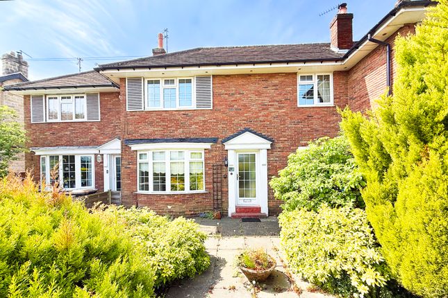 2 bedroom mews property for sale