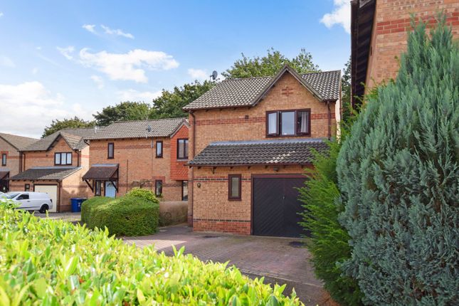 3 bed detached house