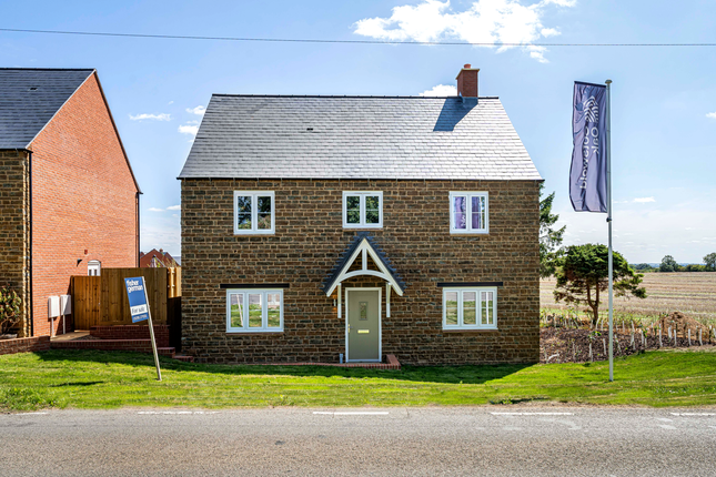 Middleton Cheney, Banbury... 4 bed detached house for sale